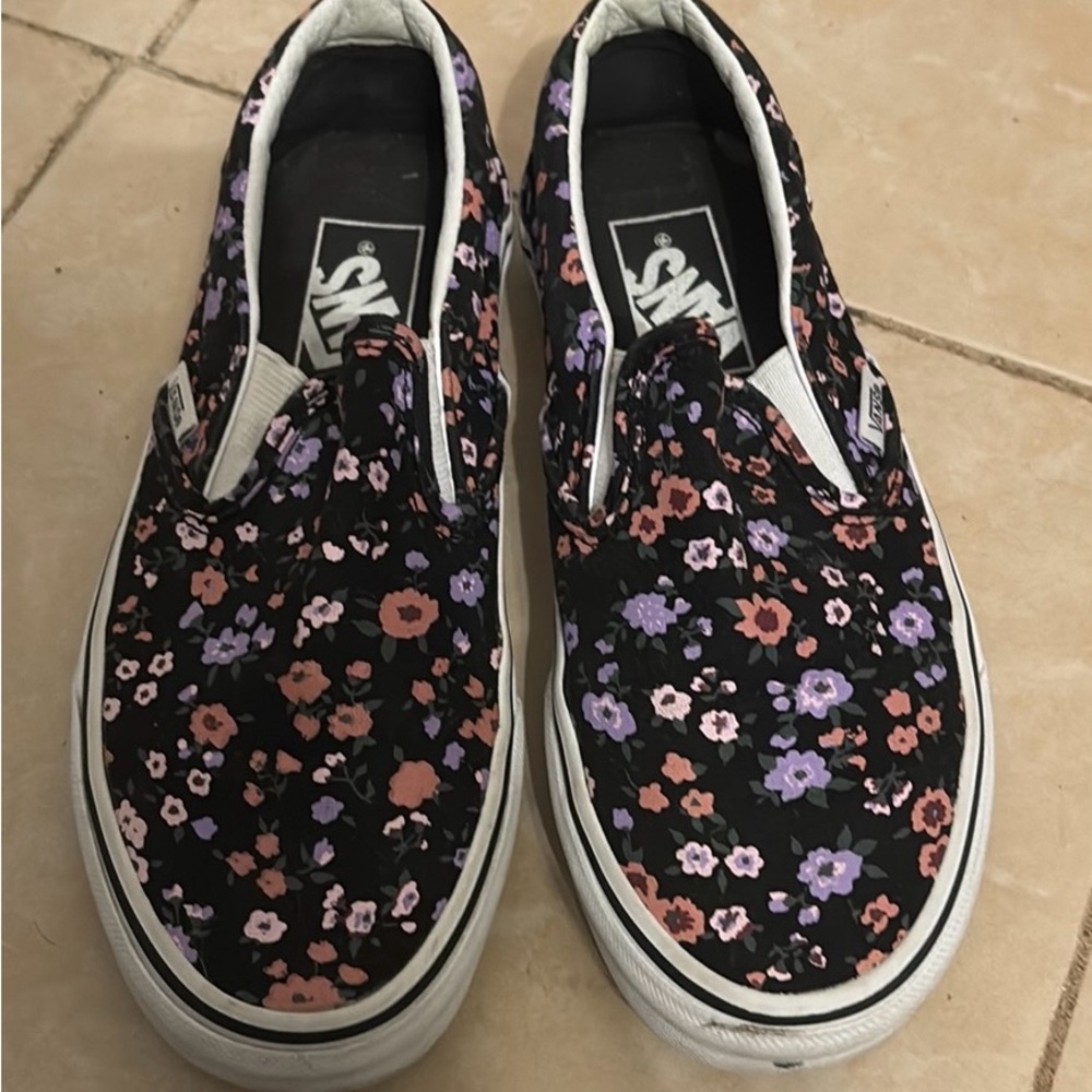 VANS Slip On Shoes Women’s Floral Print Classic Off The Wall Loafers